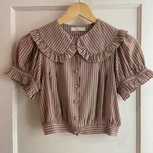 *DOEN* Collared Blouse
